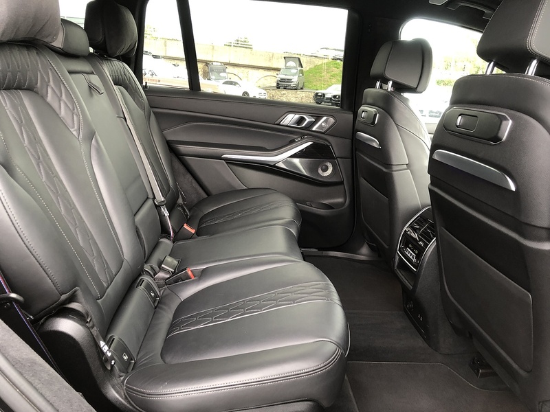 BMW X7 40d MHT M Sport - U2209