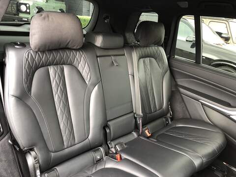 BMW X7 40d MHT M Sport - U2209