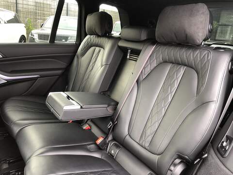 BMW X7 40d MHT M Sport - U2209