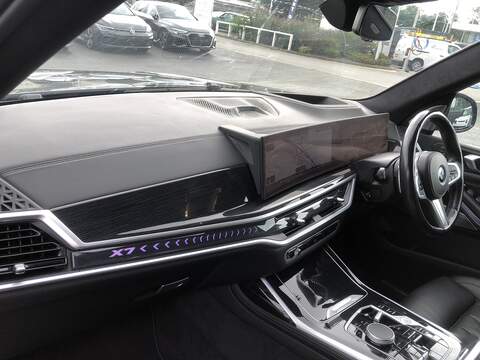 BMW X7 40d MHT M Sport - U2209