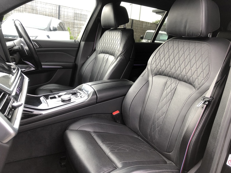 BMW X7 40d MHT M Sport - U2209