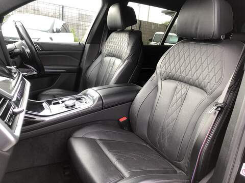 BMW X7 40d MHT M Sport - U2209