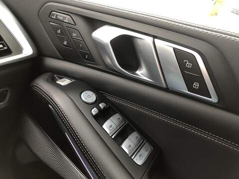 BMW X7 40d MHT M Sport - U2209