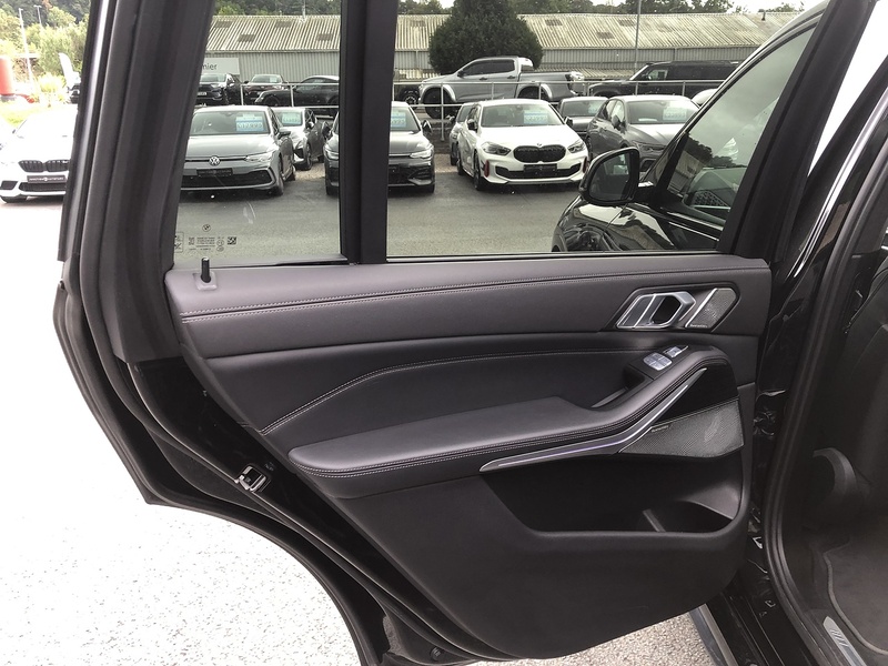 BMW X7 40d MHT M Sport - U2209