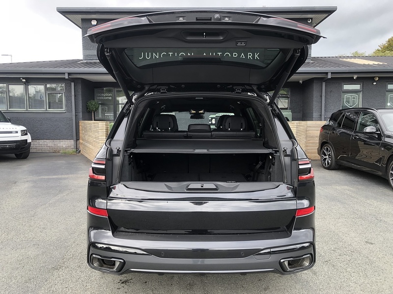 BMW X7 40d MHT M Sport - U2209