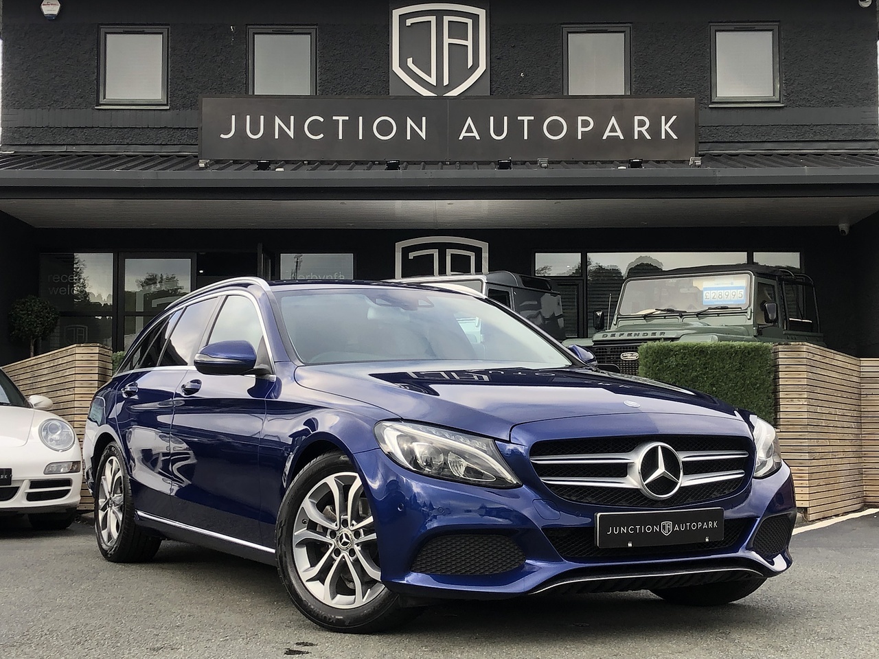 2016 Mercedes-Benz C-Class