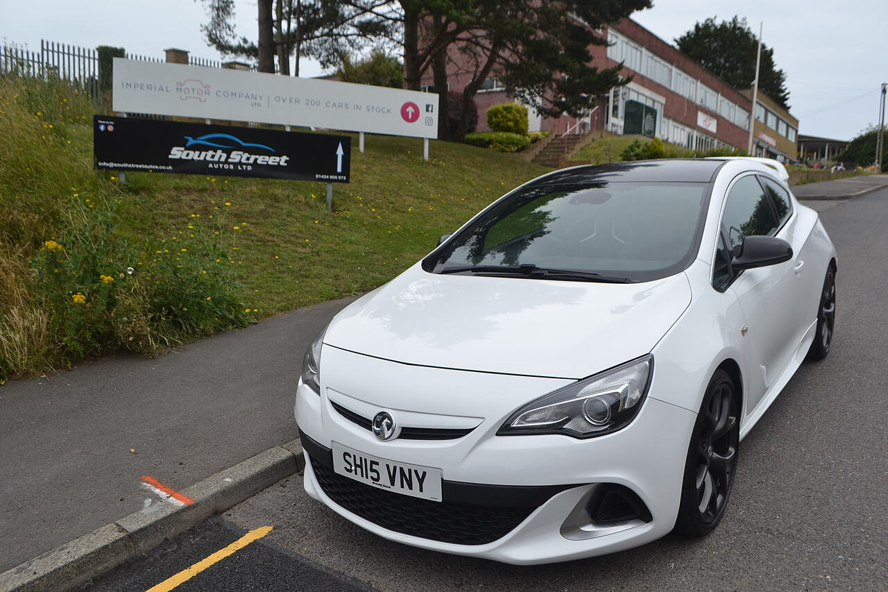 Used 2015 Vauxhall Astra GTC T VXR For Sale (U2106) Imperial Motor Company