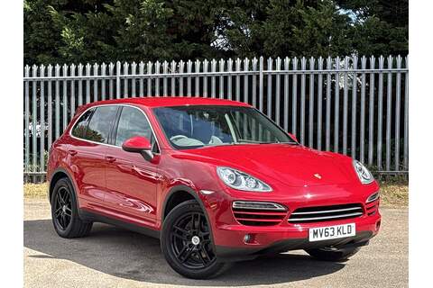 Porsche Cayenne 52.5kWh Exclusive Estate 5dr Electric Auto (156 ps)