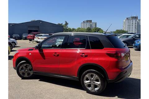 Suzuki Vitara SZ-T - U2553