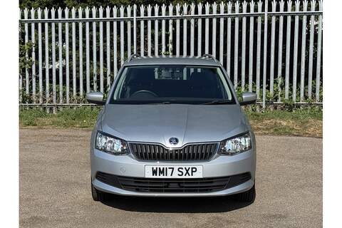 Skoda Fabia TSI SE - U2577