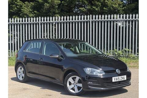 Volkswagen Golf 1.5 VVT-h Blue Bi-Tone Hatchback 5dr Petrol Hybrid E-CVT Euro 6 (s/s) (100 ps)