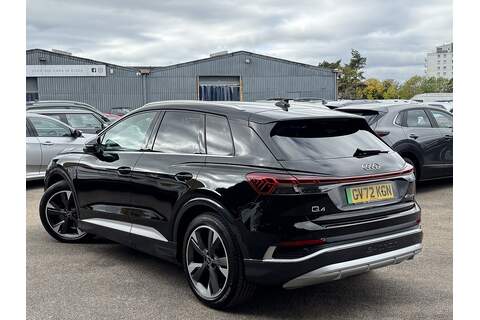 Audi Q4 e-tron S line - U2803