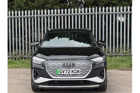 Audi Q4 e-tron S line - U2803