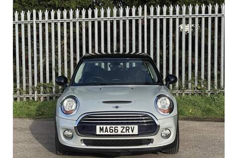 MINI Hatch Cooper D - U2815