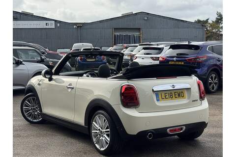 MINI Convertible Cooper - U2824