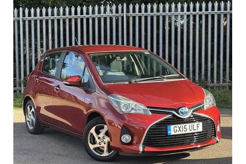 Toyota Yaris 1.6 Titanium Hatchback 5dr Petrol Powershift Euro 6 (125 ps)