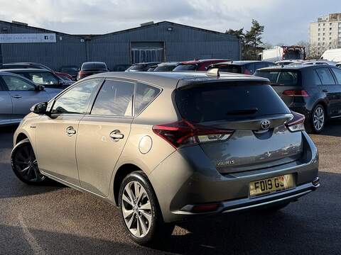 Toyota Auris VVT-h Excel - U2844