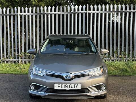 Toyota Auris VVT-h Excel - U2844