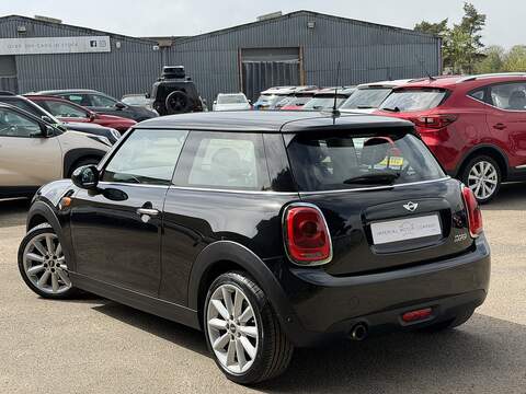 MINI Hatch Cooper - U2993