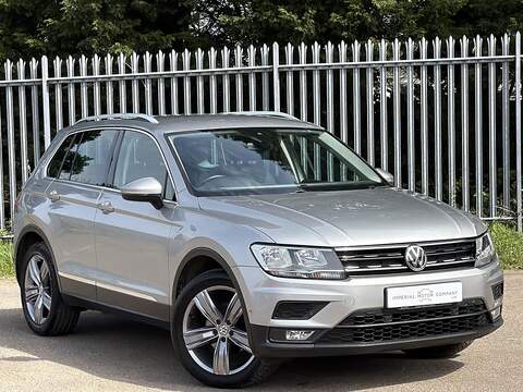 Volkswagen Tiguan 2.1 E220 CDI SE Saloon 4dr Diesel G-Tronic+ Euro 5 (s/s) (170 ps)