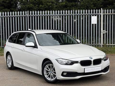 BMW 3 Series 2.0 428i Luxury Convertible 2dr Petrol Auto Euro 6 (s/s) (245 ps)