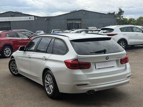 BMW 3 Series 320d ED Plus - U3028