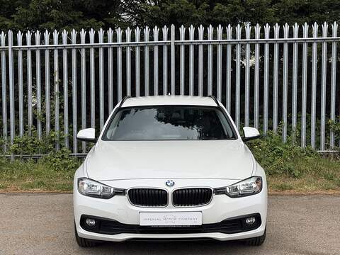 BMW 3 Series 320d ED Plus - U3028