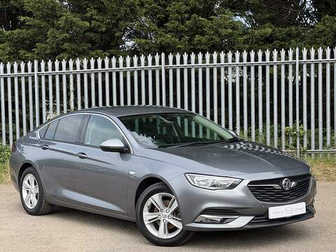 Vauxhall Insignia 2.0 TDI BlueMotion Tech GT Black Edition Hatchback 3dr Diesel Manual Euro 6 (s/s) (150 ps)