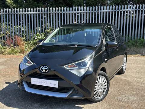Toyota AYGO VVT-i x-play - U3131