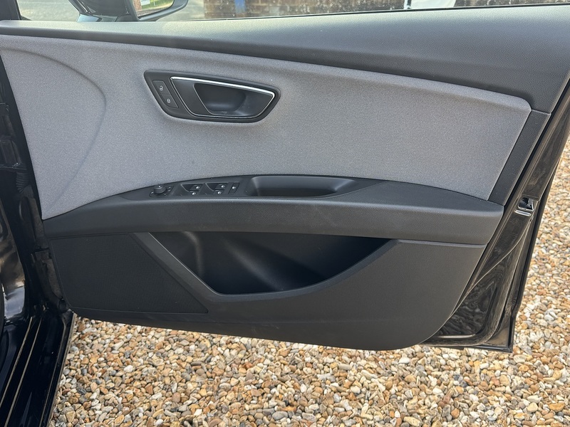 SEAT 1.6 TDI SE Dynamic ST 5dr Diesel Manual Euro 6 (s/s) (115 ps)