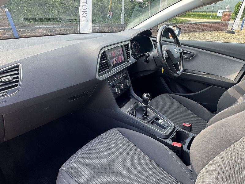 SEAT 1.6 TDI SE Dynamic ST 5dr Diesel Manual Euro 6 (s/s) (115 ps)