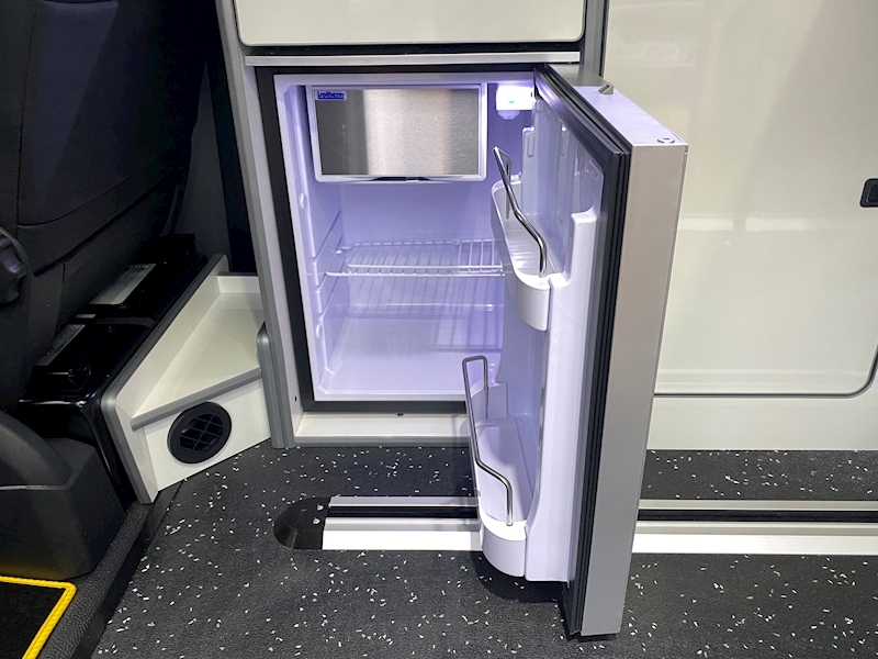 Volkswagen T6.1 T30 150 DSG SWB Highline 2.0 5dr Camper Automatic Diesel