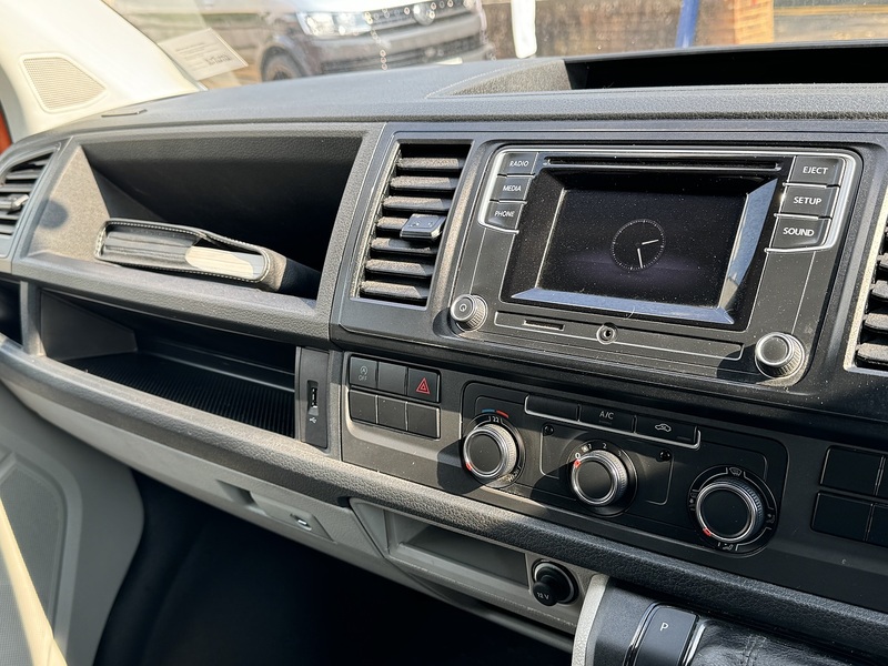 Volkswagen T6 T32 150 DSG SWB 2.0 5dr Camper Automatic Diesel