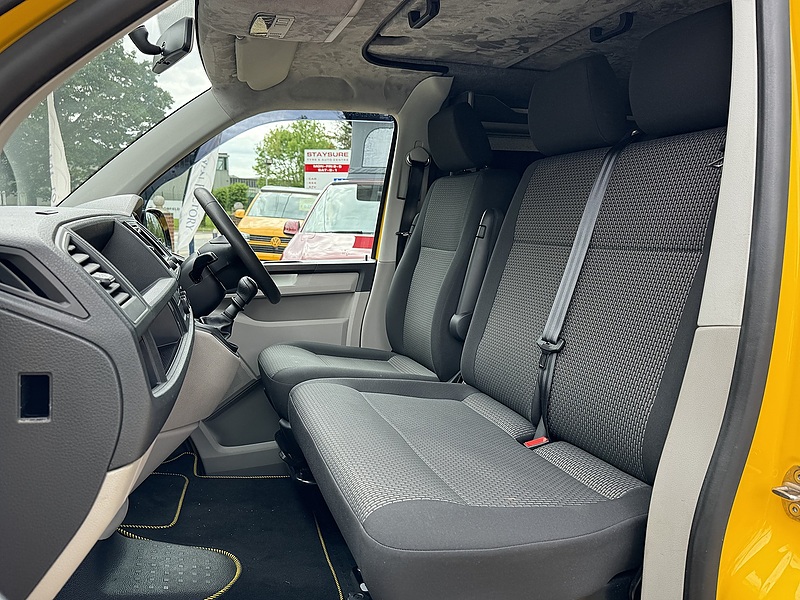 Volkswagen T6 T32 150 SWB 2.0 5dr Camper Manual Diesel