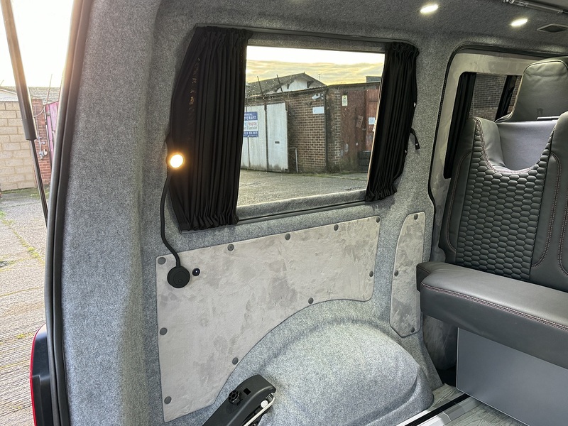 Volkswagen T6.1 T28 SWB 150 DSG 2.0 5dr Camper Automatic Diesel