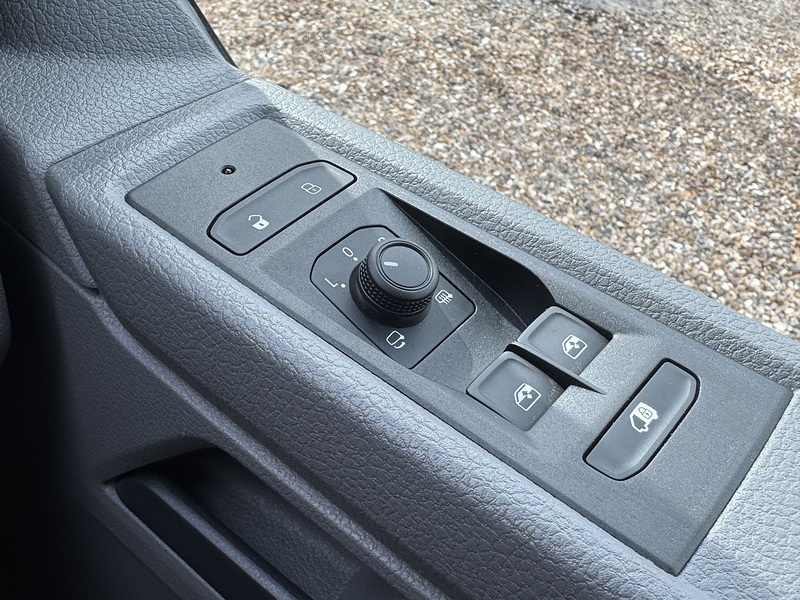 Volkswagen T6.1 T28 150 SWB DSG Highline 2.0 5dr Camper Automatic Diesel