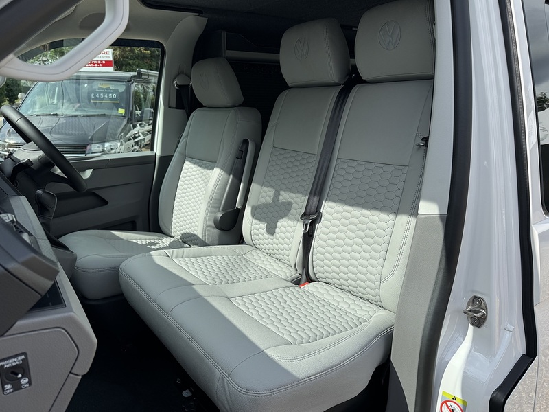 Volkswagen T6.1 T28 150 SWB DSG Highline 2.0 5dr Camper Automatic Diesel