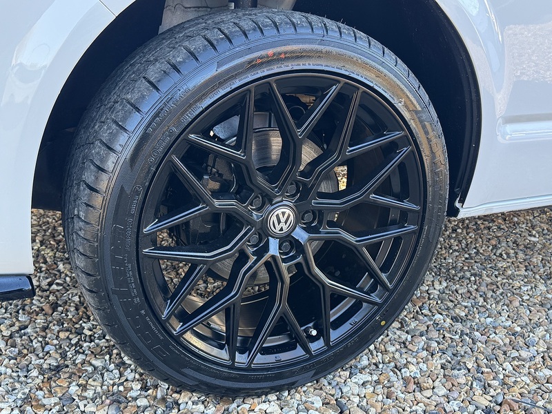 Volkswagen T6.1 T28 150 SWB DSG Highline 2.0 5dr Camper Automatic Diesel