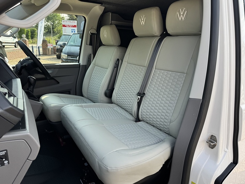 Volkswagen T6.1 T30 SWB 150 DSG 2.0 5dr Camper Automatic Diesel