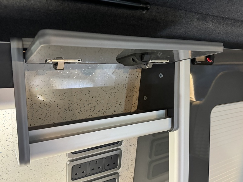 Volkswagen T6.1 T32 4Motion 150 LWB 2.0 5dr Manual Diesel