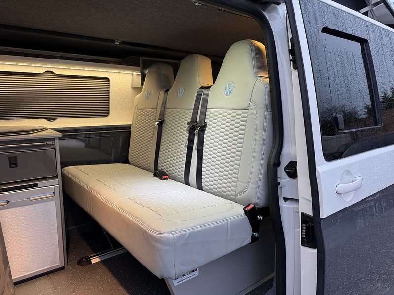 Volkswagen T6.1 T32 4Motion 150 LWB 2.0 5dr Manual Diesel