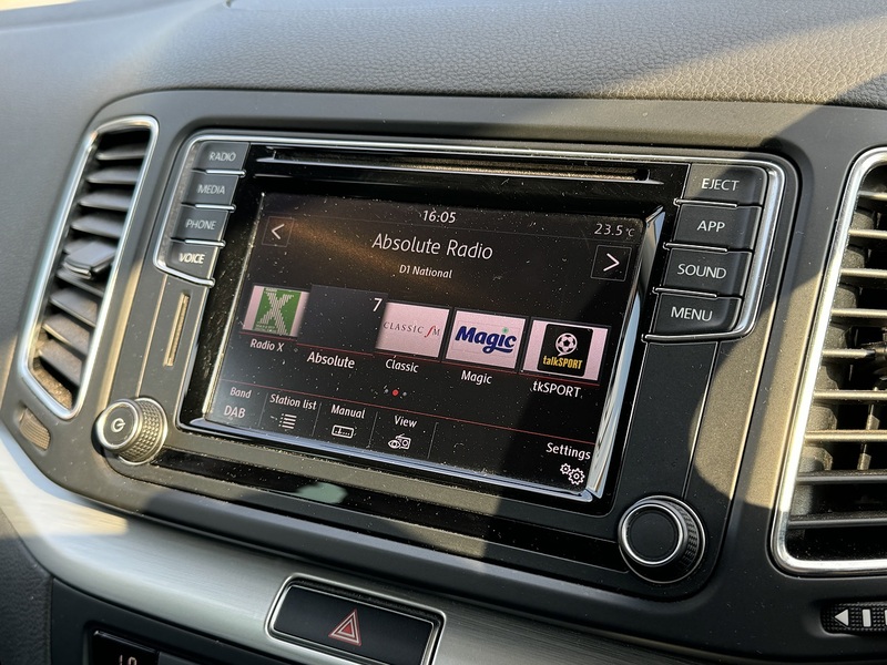 Volkswagen 150 DSG TDI SE 2.0 5dr MPV Automatic Diesel