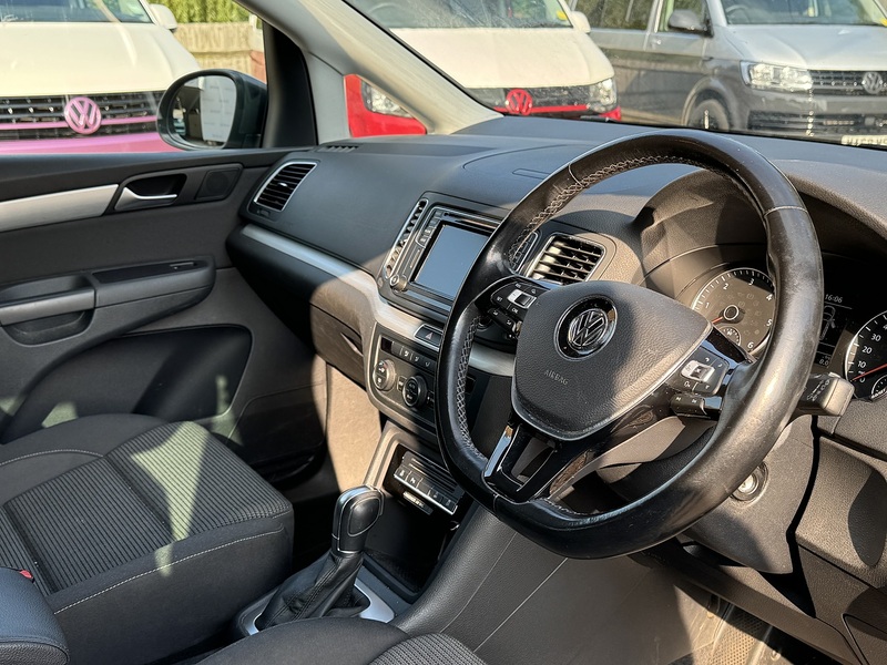 Volkswagen 150 DSG TDI SE 2.0 5dr MPV Automatic Diesel