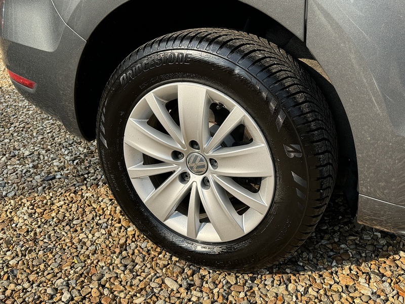 Volkswagen 150 DSG TDI SE 2.0 5dr MPV Automatic Diesel