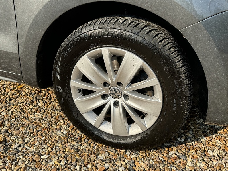 Volkswagen 150 DSG TDI SE 2.0 5dr MPV Automatic Diesel