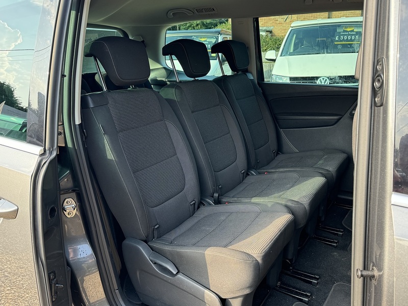 Volkswagen 150 DSG TDI SE 2.0 5dr MPV Automatic Diesel