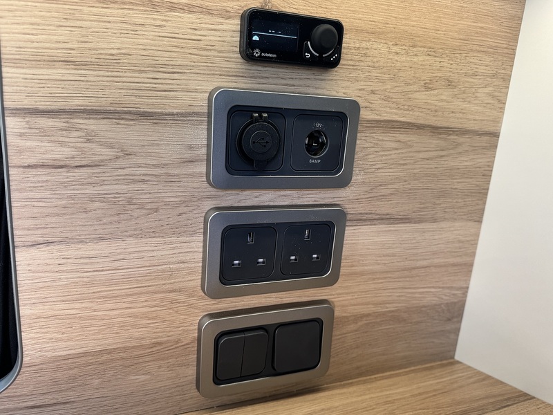 Volkswagen T6.1 T30 150 DSG SWB 2.0 5dr Camper Automatic Diesel