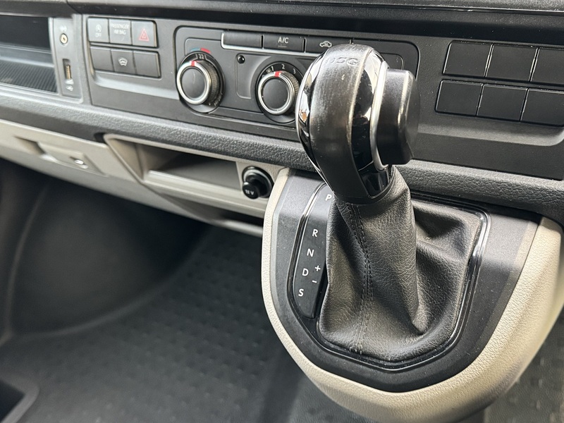 Volkswagen T6 140 LWB DSG Highline 2.0 5dr Camper Automatic Diesel