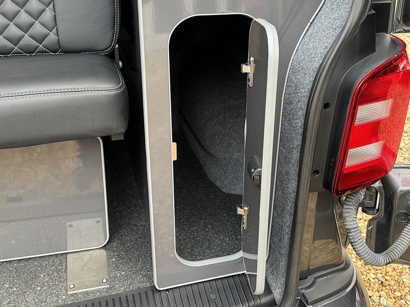 Volkswagen T6 140 LWB DSG Highline 2.0 5dr Camper Automatic Diesel