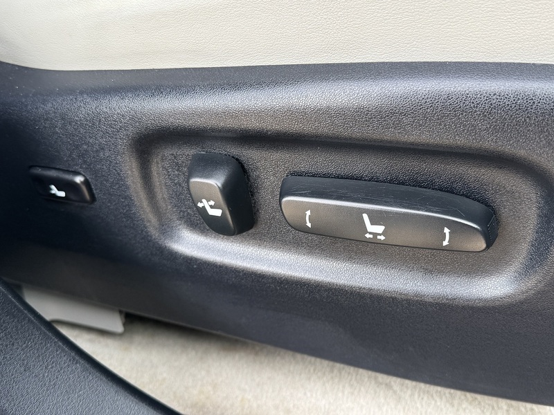 Lexus 3.5 450h V6 Advance SUV 5dr Petrol Hybrid CVT 4WD Euro 5 (s/s) (Sunroof) (299 ps)